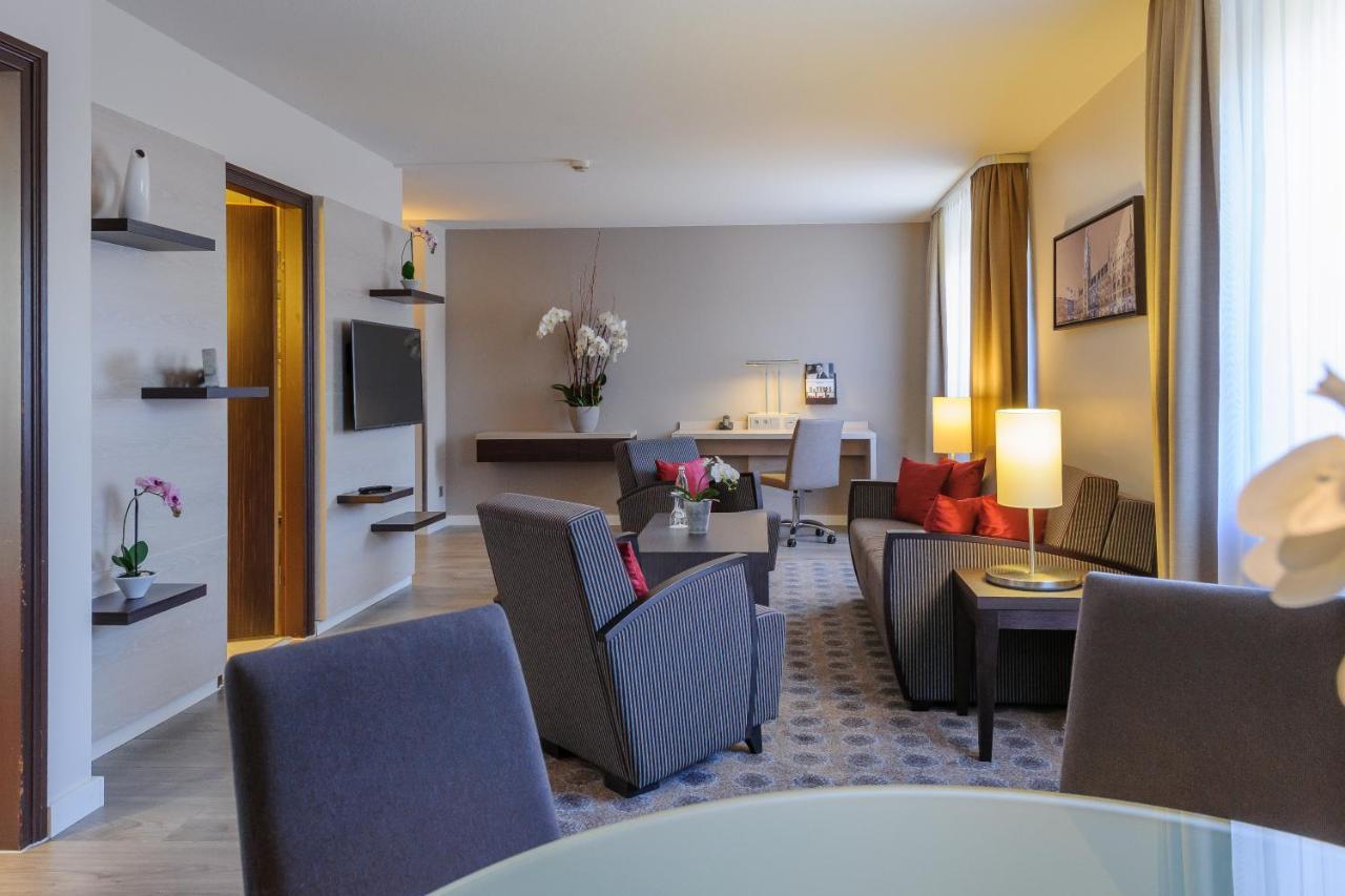 Mercure Hotel Muenchen Sued Messe Dış mekan fotoğraf