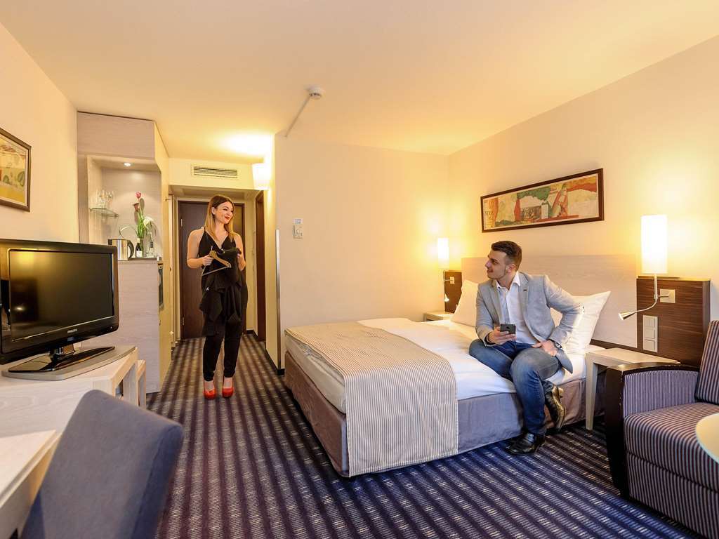 Mercure Hotel Muenchen Sued Messe Oda fotoğraf