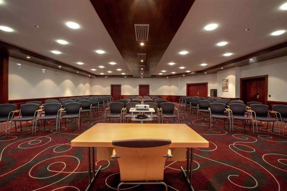 Mercure Hotel Muenchen Sued Messe Dış mekan fotoğraf